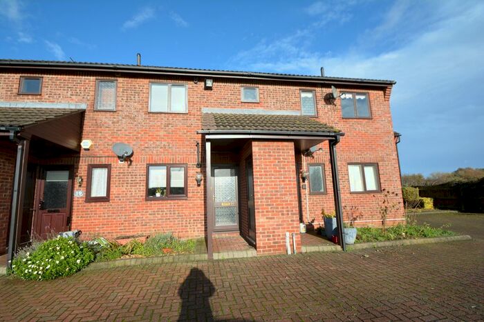 1 Bedroom Flat To Rent In St Johns Road, Fletton, Peterborough, PE2