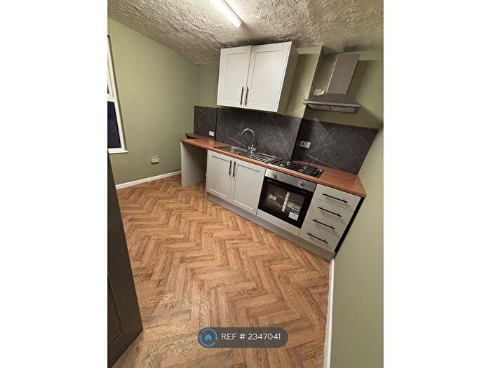 2 Bedroom Terraced House To Rent In Chickerell Road, Weymouth, DT4