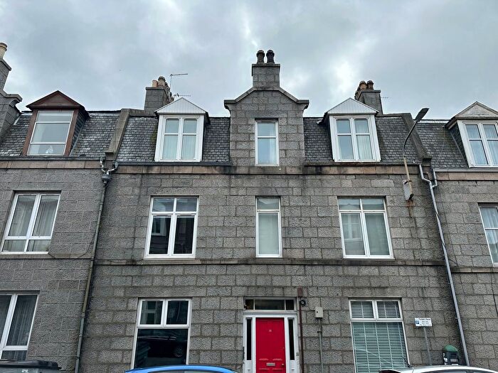 1 Bedroom Flat For Sale In Wallfield Place, Aberdeen, AB25