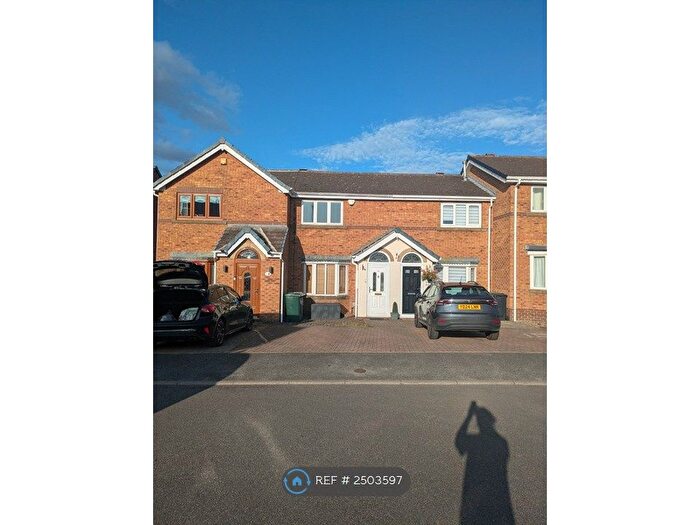 2 Bedroom Terraced House To Rent In Wentworth Avenue, Emley, HD8