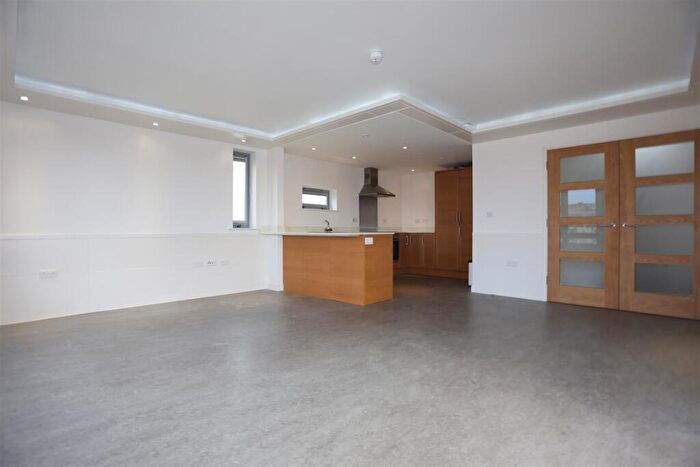 2 Bedroom Flat To Rent In Albion Street, Brighton, BN2