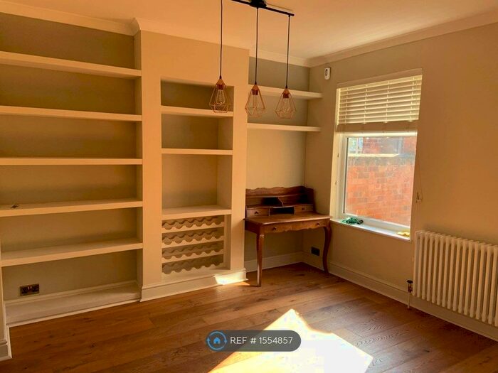 2 Bedroom End Of Terrace House To Rent In Clapham Terrace, Royal Leamington Spa, CV31