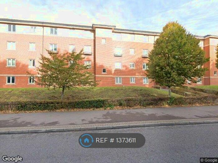 2 Bedroom Flat To Rent In Swindon, Swindon, SN2