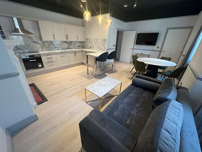 2 Bedroom Apartment To Rent In Collingwood Street, Newcastle Upon Tyne, NE1