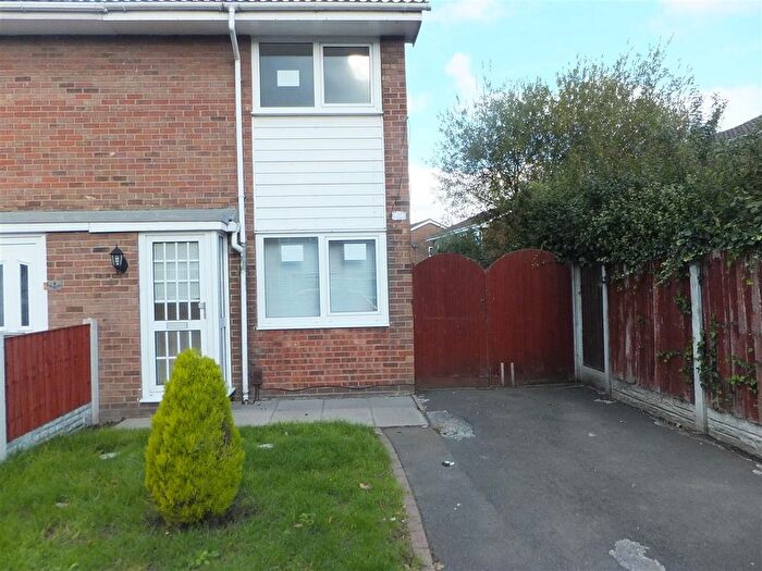 2 Bedroom Semi-Detached House To Rent In Ribchester Way, Huyton, Liverpool, L35