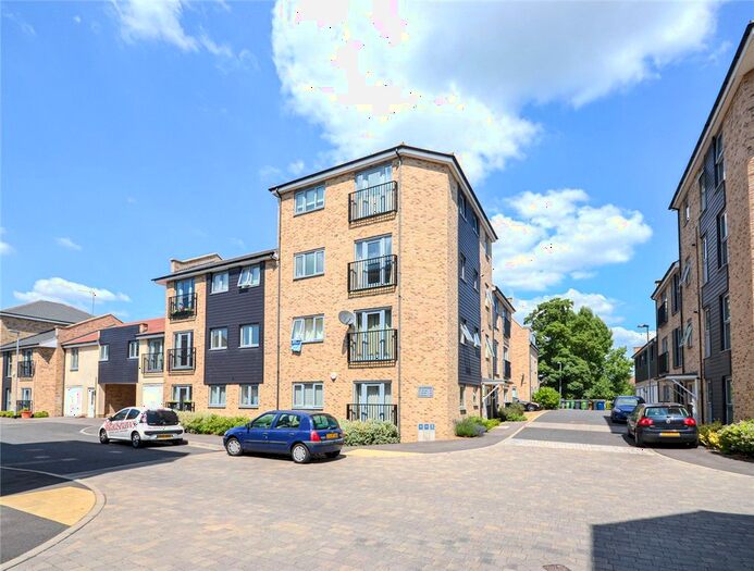 1 Bedroom Flat To Rent In Gladeside, Cambridge, CB4