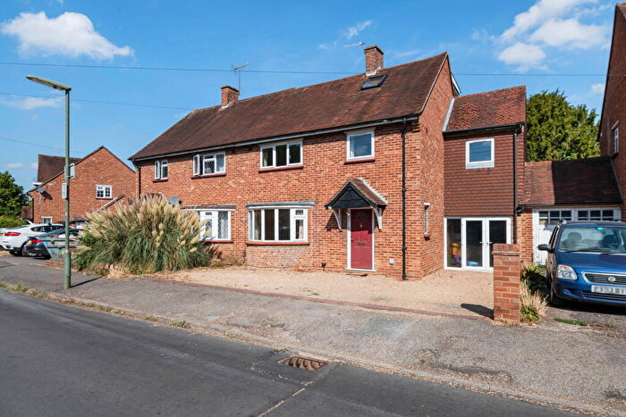 5 Bedroom Semi-Detached House For Sale In Great Goodwin Drive, Merrow, GU1