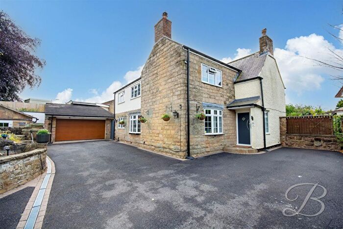 4 Bedroom Detached House For Sale In The Hill, Glapwell, Chesterfield, S44