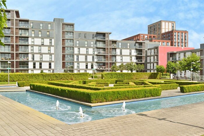 1 Bedroom Flat For Sale In South Row, Milton Keynes, MK9