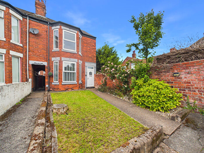 3 Bedroom End Of Terrace House For Sale In Byron Street, Hull, HU8