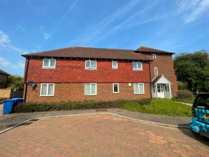 2 Bedroom Flat To Rent In Monins Road, Iwade, Sittingbourne, Kent, ME9