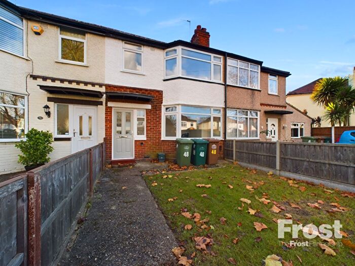 3 Bedroom Terraced House To Rent In Petersfield Road, Staines-Upon-Thames, Surrey, TW18