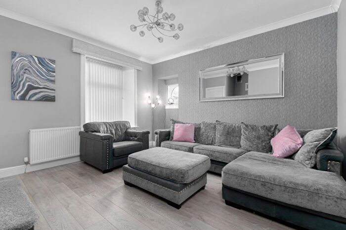 2 Bedroom Cottage For Sale In Main Street, Larbert, FK5