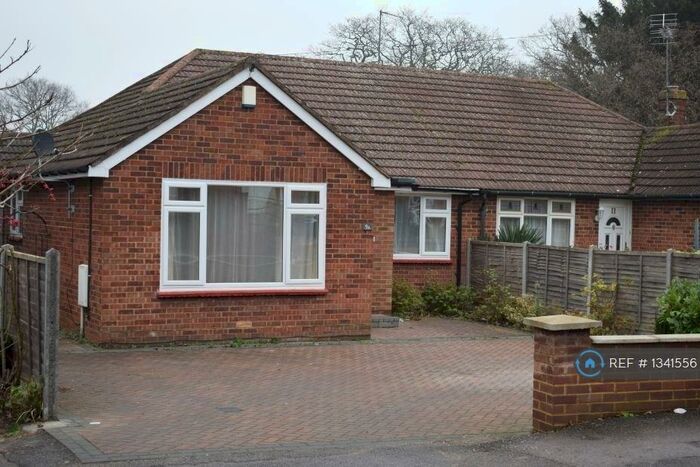 3 Bedroom Semi-Detached House To Rent In College Road, Woking, GU22