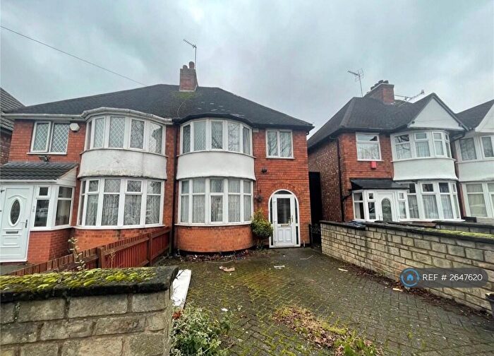 3 Bedroom Semi-Detached House To Rent In Reynolds Road, Birmingham, B21