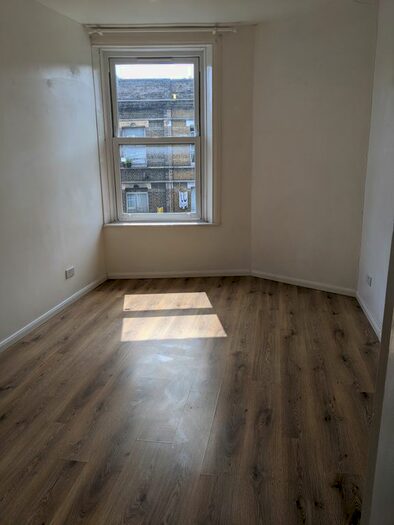 1 Bedroom Flat To Rent In Lower Clapton Road, Hackney, E5