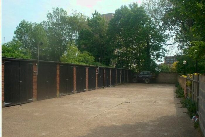 Garage / Parking To Rent In Union Street, Maidstone, Kent, ME14