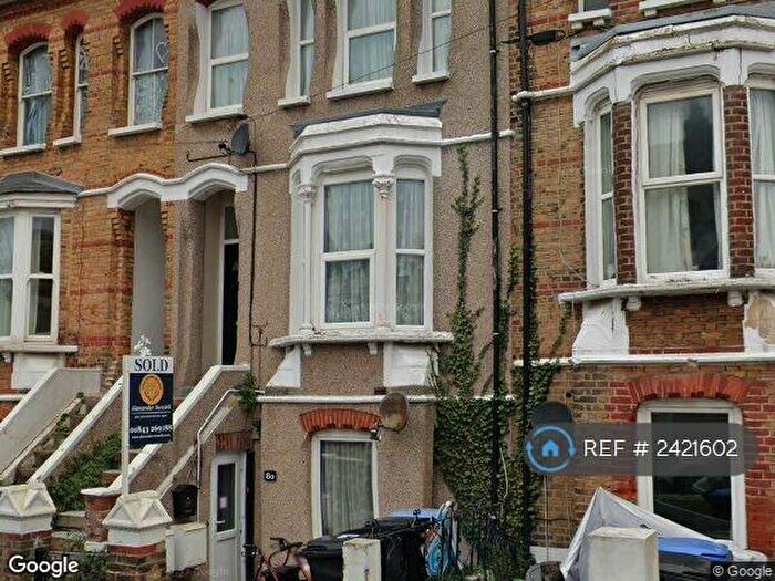 2 Bedroom Flat To Rent In Codrington Road, Ramsgate, CT11