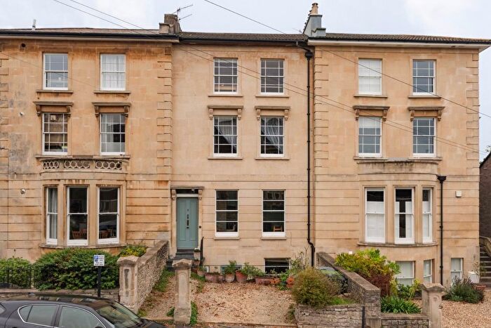 6 Bedroom Town House For Sale In Elmgrove Road, Redland, Bristol, BS6