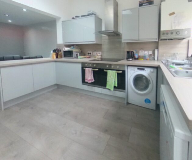 7 Bedroom Terraced House To Rent In Cardigan Road, Leeds, West Yorkshire, LS6