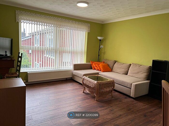 2 Bedroom Flat To Rent In Godric Place, Norwich, NR2