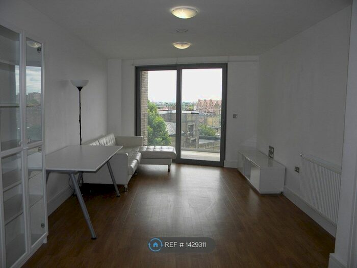 1 Bedroom Flat To Rent In Boleyn Road, London, N16