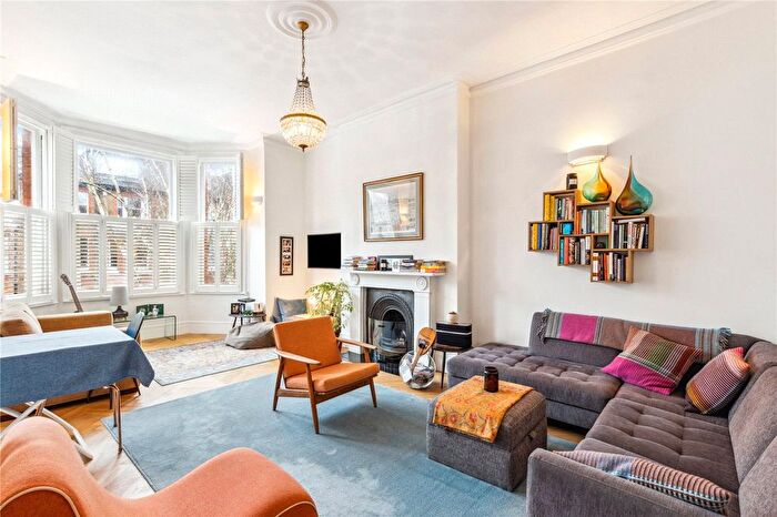 1 Bedroom Flat To Rent In Castellain Road, London, W9