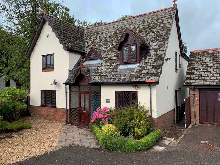 Houses for sale in Llanishen, NP16, Monmouthshire