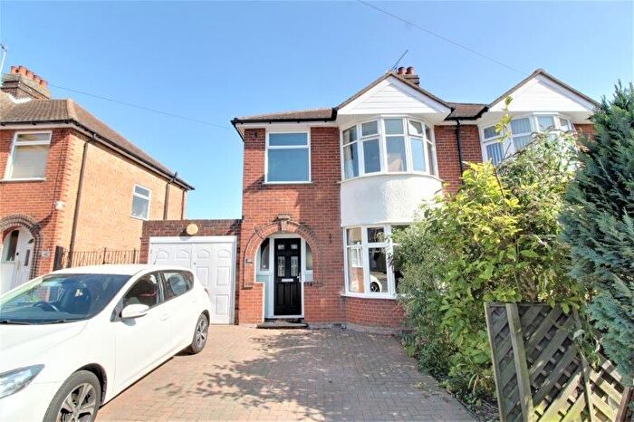 3 Bedroom Semi-Detached House To Rent In Beechcroft Road, Ipswich, IP1