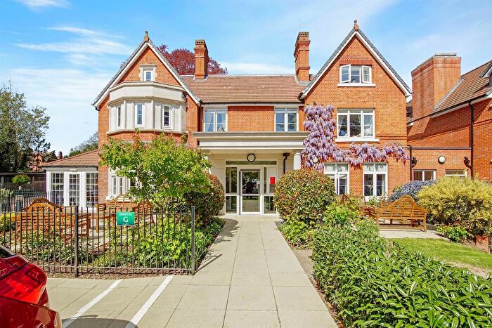 1 Bedroom Flat For Sale In Faulkner House, Chislehurst, BR7