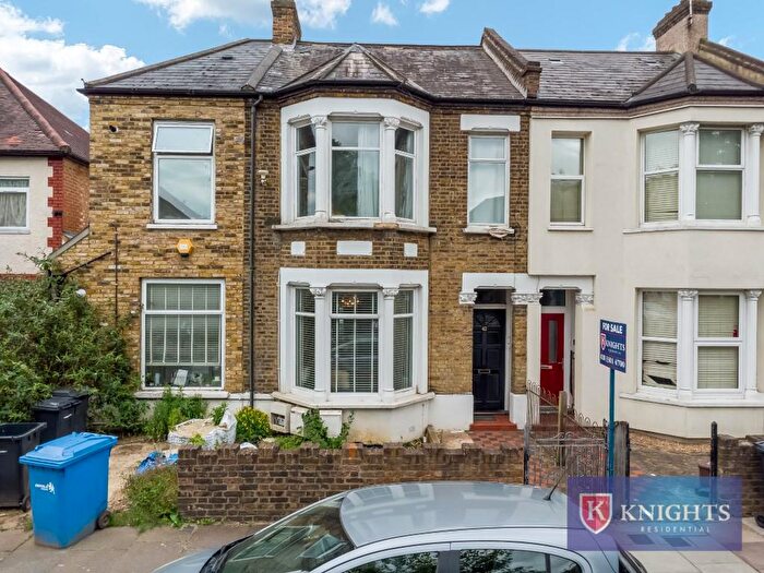 2 Bedroom Flat To Rent In Latymer Road, London, N9