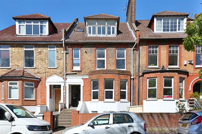 2 Bedroom Flat To Rent In Rgf Northfield Road, London, N16
