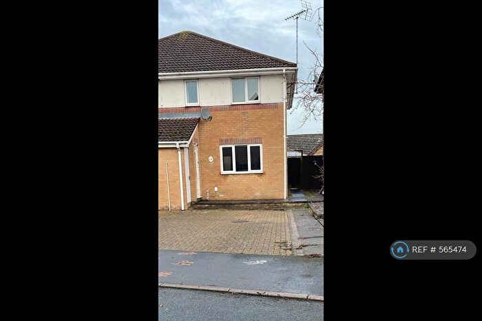 3 Bedroom Semi Detached House To Rent In Farrow Avenue, Holbeach, Spalding, PE12