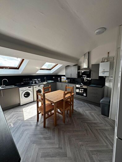 8 Bedroom Flat To Rent In St. Helens Road, Ormskirk, Lancashire, L39