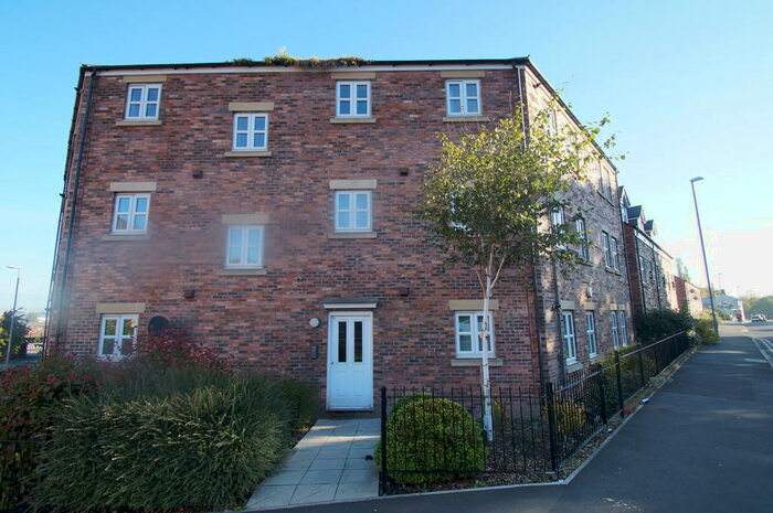 3 Bedroom Apartment To Rent In Churchill Road, , Gateshead, NE8