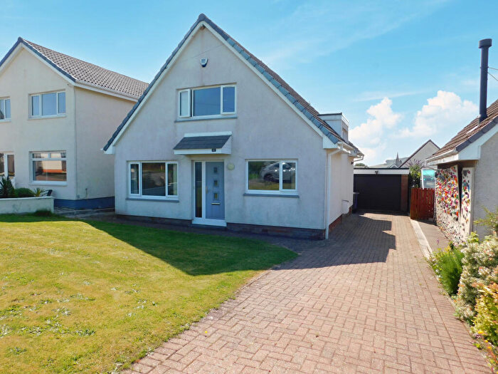 3 Bedroom Detached House For Sale In Blackshaw Drive, West Kilbride, North Ayrshire, KA23