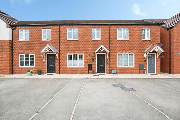 3 Bedroom Terraced House For Sale In Chetwynd Drive, Grendon, CV9