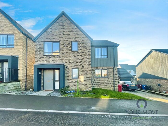4 Bedroom Detached House To Rent In Cloudberry Curve, Blackburn, Lancashire, BB2