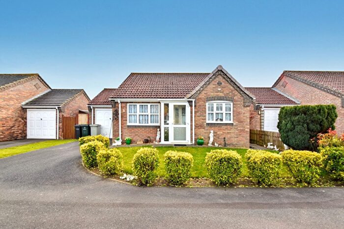 2 Bedroom Bungalow For Sale In Stones Close, Hogsthorpe, PE24