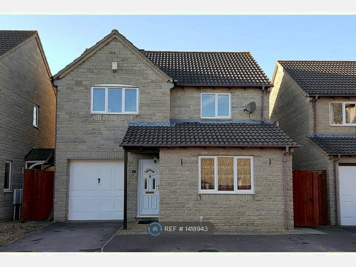 4 Bedroom Detached House To Rent In Cornfield Close, Bradley Stoke, Bristol, BS32
