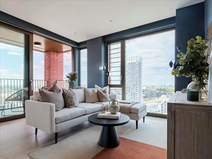 1 Bedroom Apartment To Rent In The Arc, City Road, EC1V