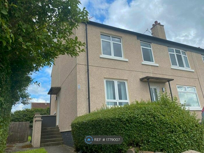 2 Bedroom Maisonette To Rent In Peatland Quadrant, Kilmarnock, KA1
