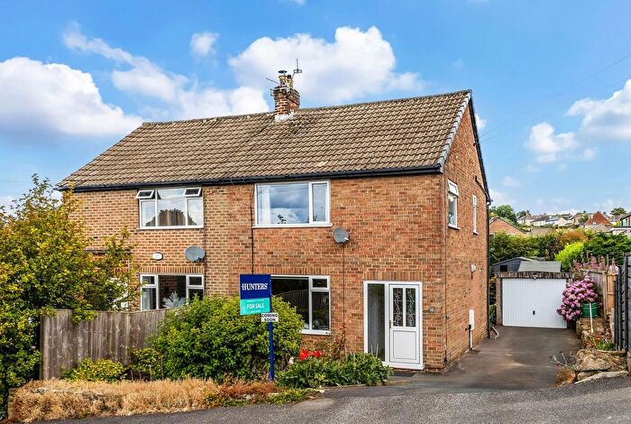 4 Bedroom Semi Detached House For Sale In Whitestone Crescent, Yeadon, Leeds, LS19