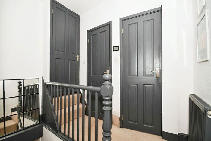 3 Bedroom End Of Terrace House For Sale In Bradley Street, Crookes, Sheffield, S10