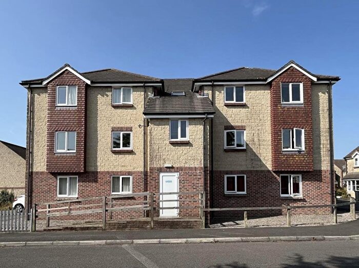1 Bedroom Flat To Rent In Clare House, Shaftesbury, Dorset, SP7