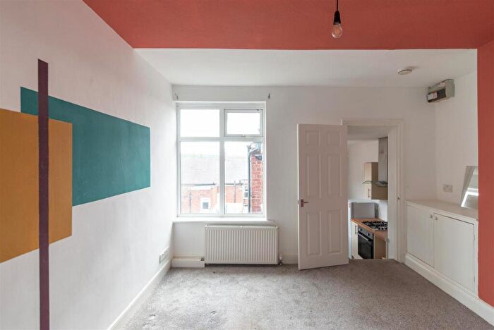 3 Bedroom Property To Rent In Saltwell Place, Saltwell, Gateshead, NE8