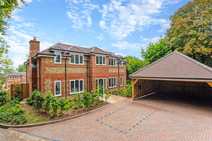 5 Bedroom Detached House For Sale In Washpond Lane, Warlingham, CR6