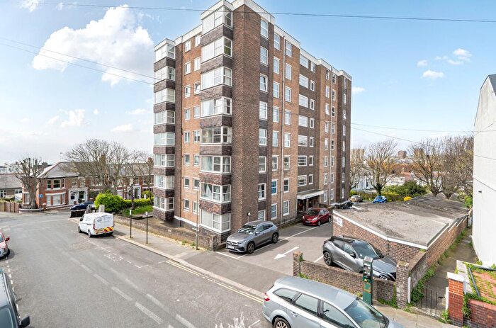2 Bedroom Flat For Sale In Belle Vue Court, Belle Vue Gardens, Brighton, East Sussex, BN2