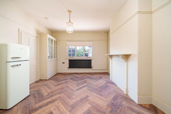 Apartment To Rent In Herne Hill, Herne Hill, SE24