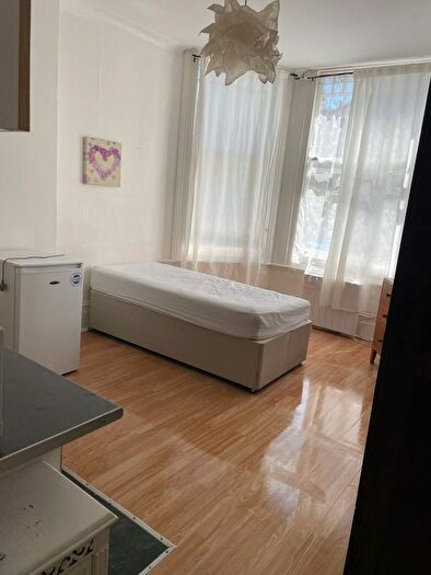 Studio To Rent In Anson Road, London, NW2